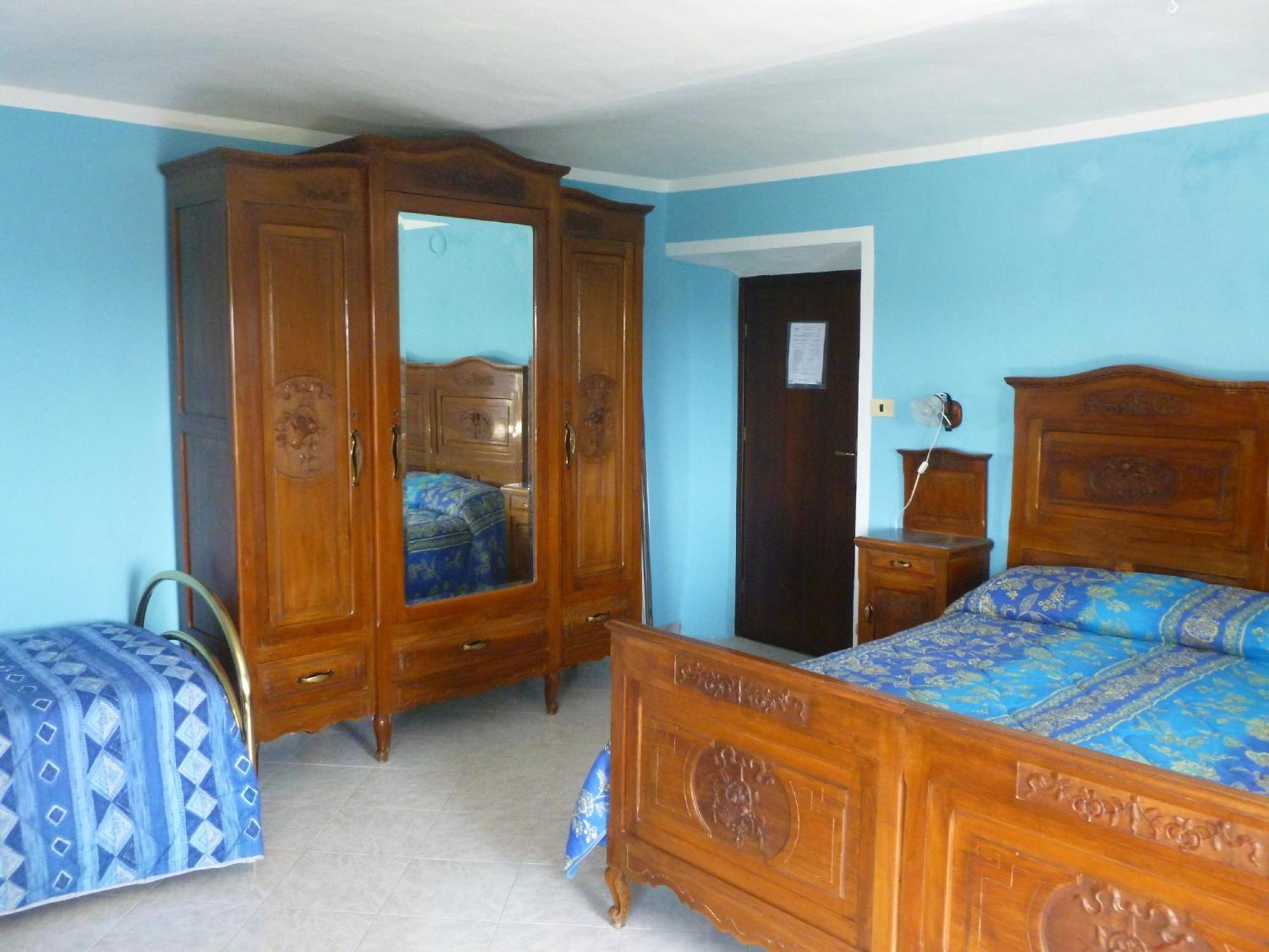 Bed And Breakfast Val D'Oche Castel Boglione Room photo