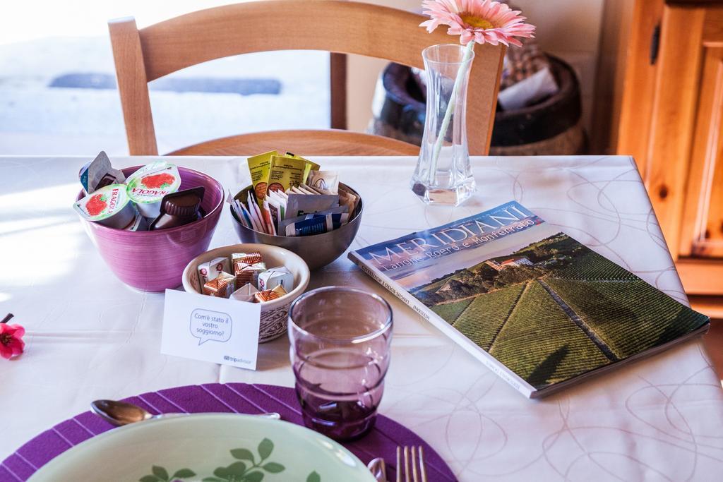 Bed And Breakfast Val D'Oche Castel Boglione Exterior photo